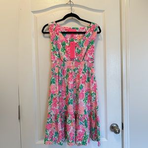 Lilly Pulitzer NWT. Small